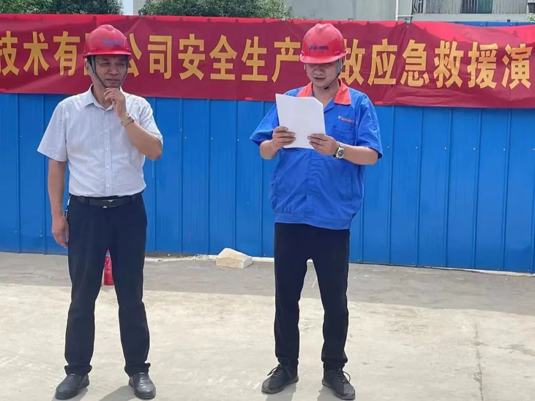 指揮長端義金（左）、副指揮長楊祥仁（右）